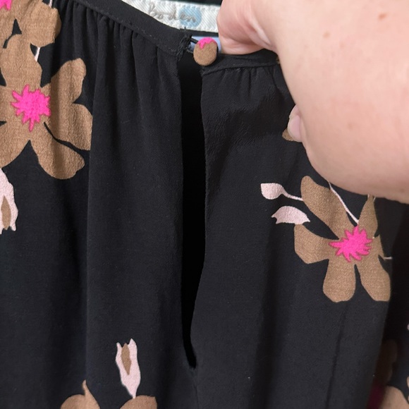 Boden Mara Dress in Black Bramble Floral Pink Tie Waist Size 4 Knee Length - Picture 8 of 10